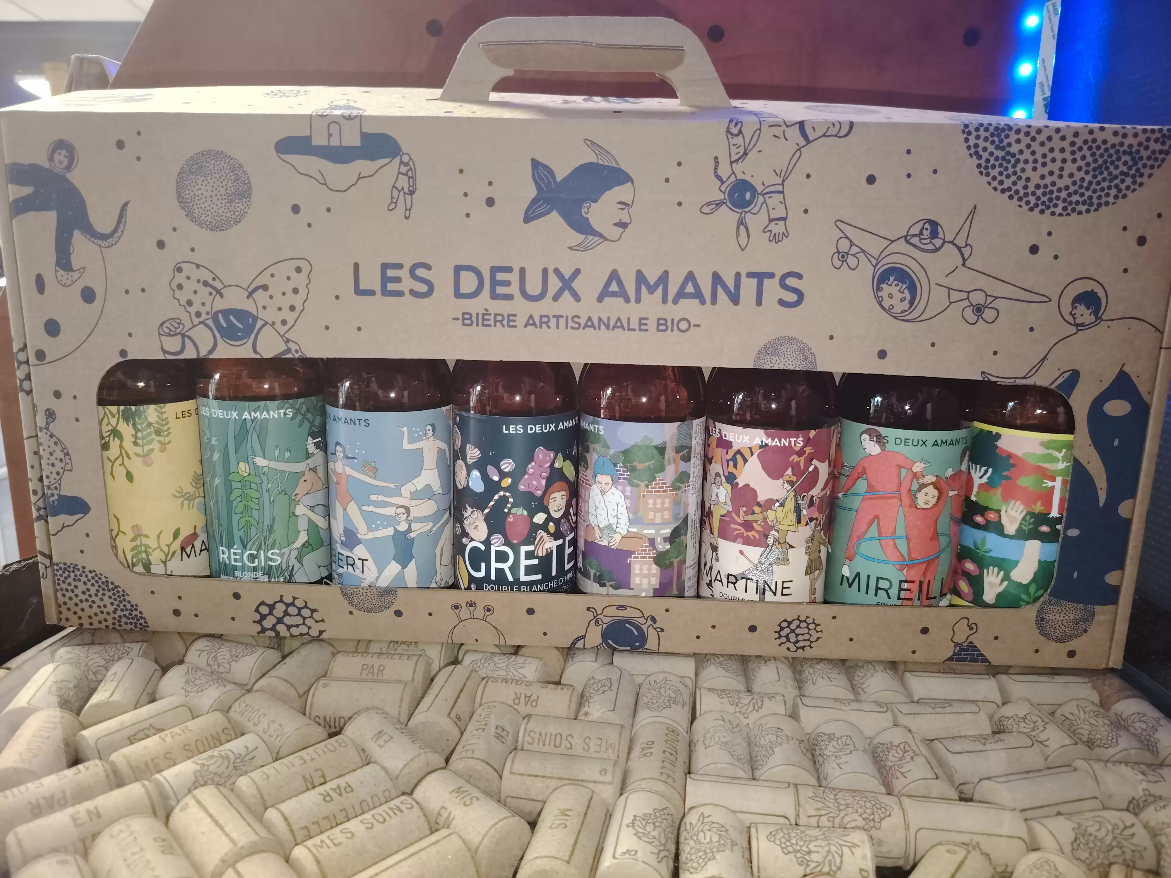 LES 2 AMANTS COFFRET 8X33CL